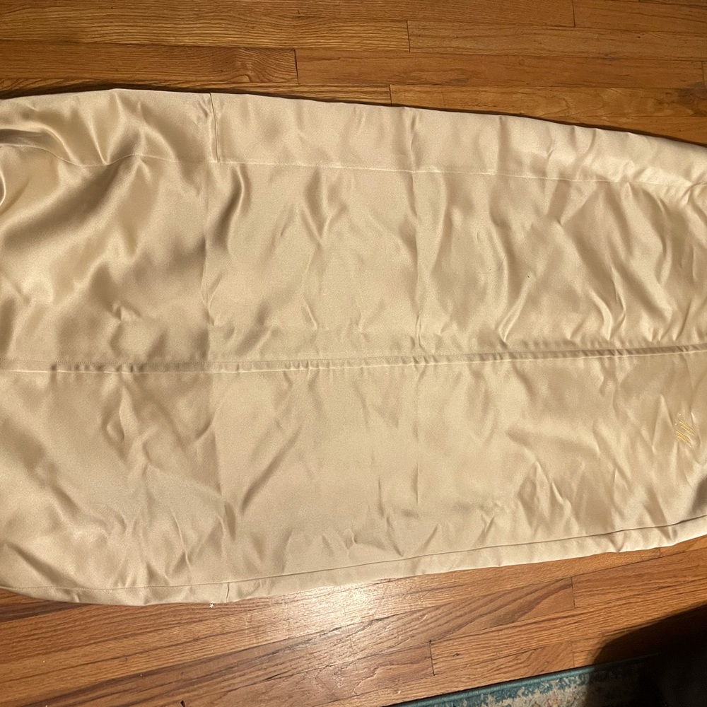 D&G nude pink/rose gold garment bag